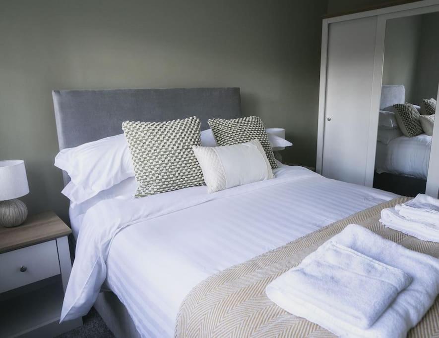 Walshford Lodge Cowthorpe Εξωτερικό φωτογραφία